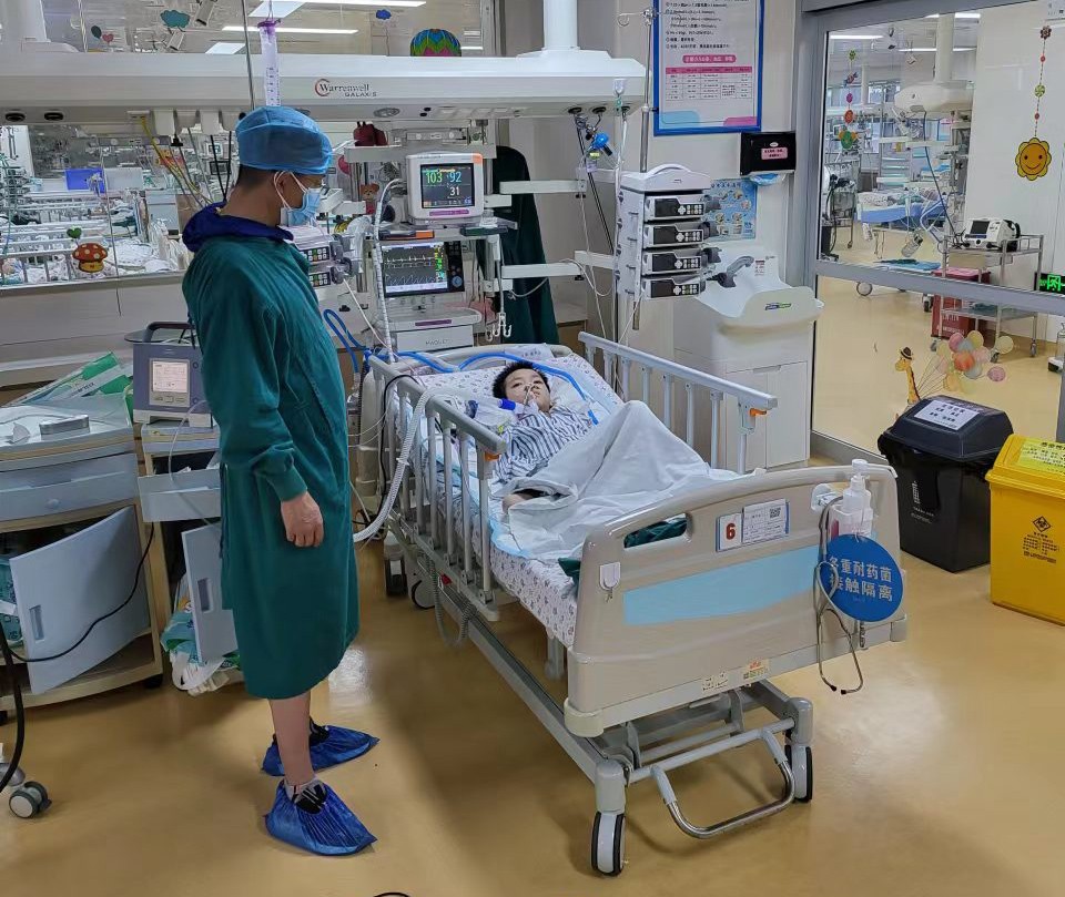 察布查尔锡伯跨省救护车出租公司